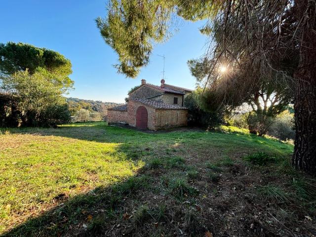Rustico in vendita a Campello Sul Clitunno, Umbria