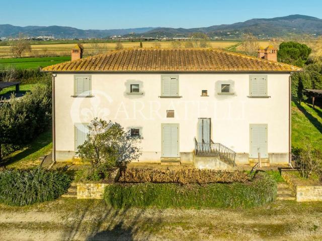 Rustico in vendita a Cortona, Toscana