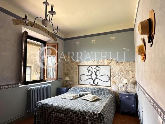 Rustico in vendita a Barberino Tavarnelle, Tavarnelle Val Di Pesa