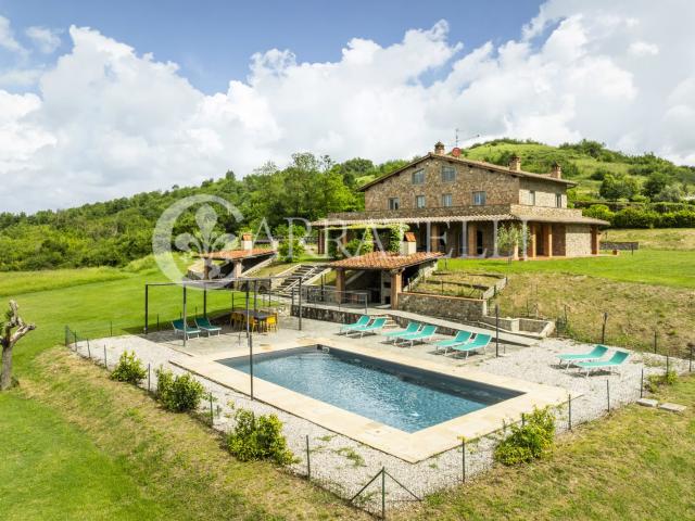 Casa in vendita a Unione di Comuni Valdarno e Valdisieve, Reggello