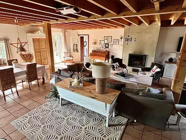 Maison vente à Montonnier, Escoutoux