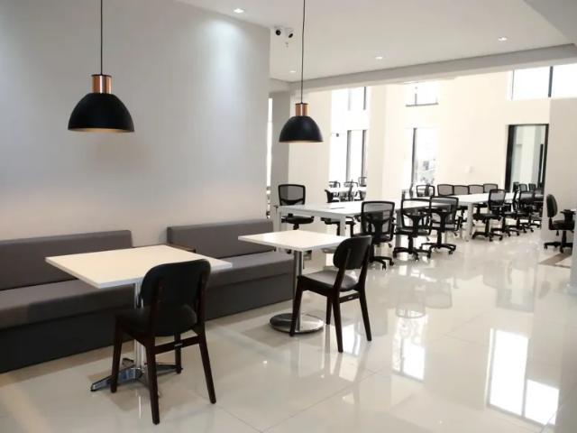 Ponto Comercial aluguel em Região Imediata de São Paulo, Região Metropolitana de São Paulo