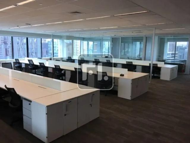 Ponto Comercial aluguel em Região Imediata de São Paulo, Região Metropolitana de São Paulo