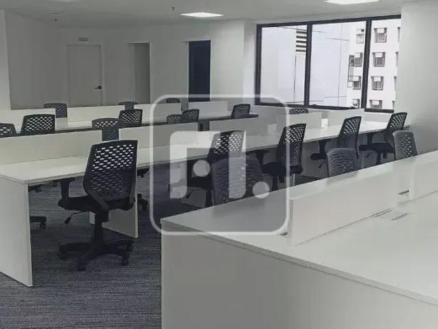 Ponto Comercial aluguel em Região Imediata de São Paulo, Região Metropolitana de São Paulo
