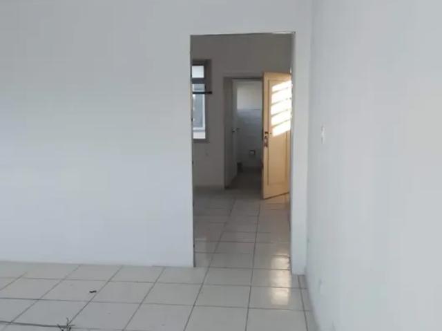 Ponto Comercial aluguel em Região Imediata de São Paulo, Região Metropolitana de São Paulo