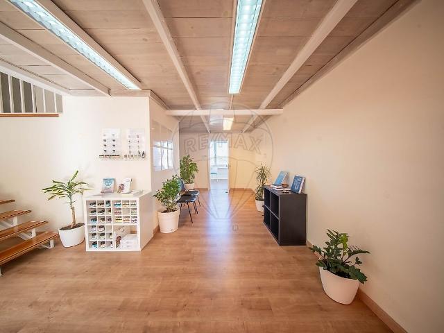Escritório venda em Bairro dos Lóios, Lisboa