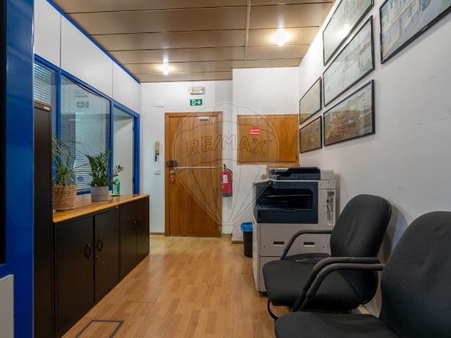 Escritório venda em Miraflores, Oeiras