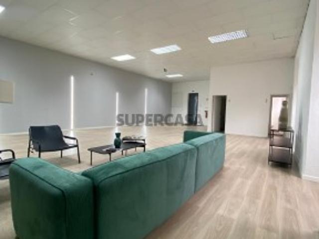 Escritório venda em Urbanização Vila Chã, Amadora