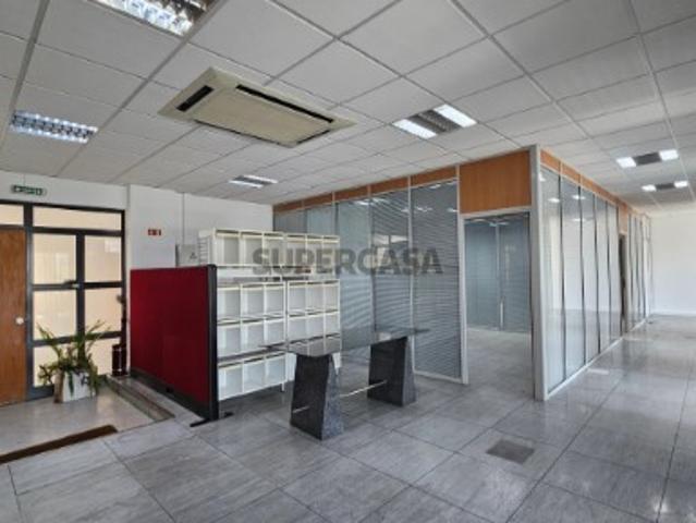 Escritório venda em Casal do Cotão, Sintra