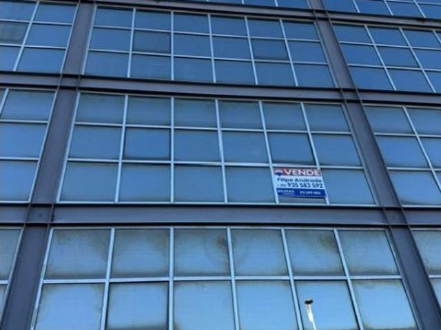 Escritório venda em Maia, Barca