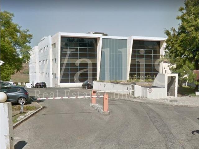 Escritório alugar em Alfragide, Amadora