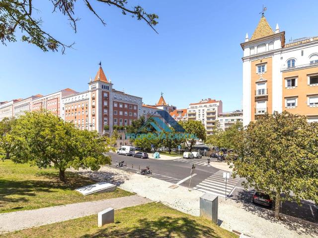 Escritório alugar em Pena, Lisboa
