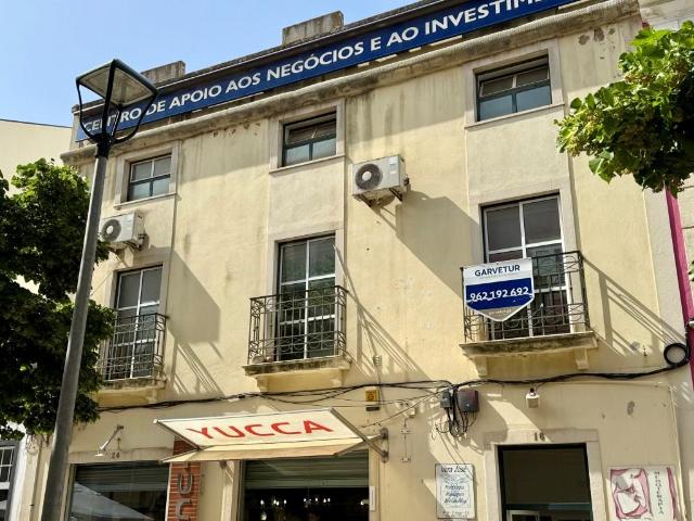 Loja venda em Loulé (São Clemente), Loulé