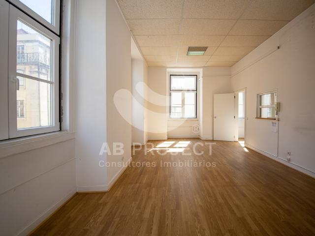 Apartamento alugar em Santa Maria Maior, Lisboa