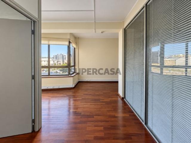 Escritório venda em Porto