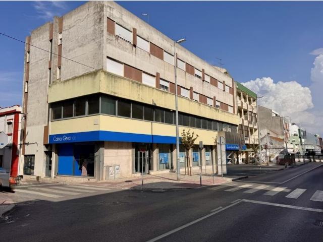 Loja venda em Baixa da Banheira e Vale da Amoreira, Moita