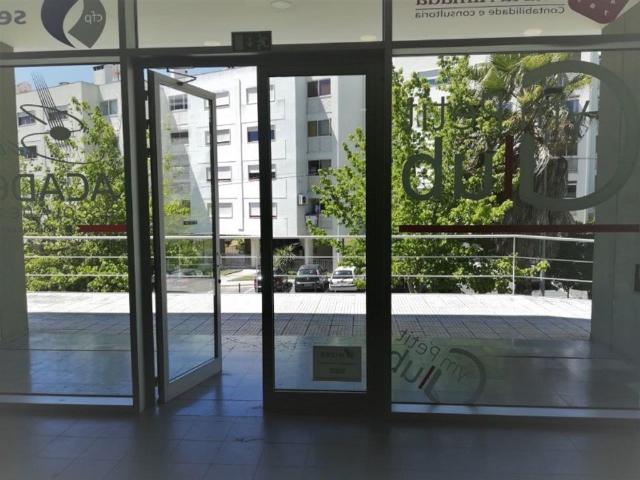 Escritório alugar em Póvoa De Santa Iria, Lisboa