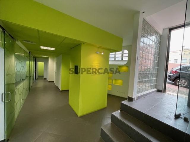 Escritório venda em Oeiras, Lisboa
