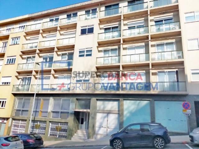 Escritório venda em Porto, Cedofeita