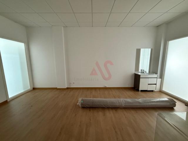 Escritório alugar em Valongo, Ermesinde