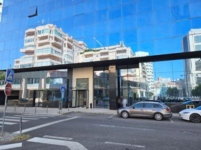 Escritório alugar em Avenidas Novas, Lisboa