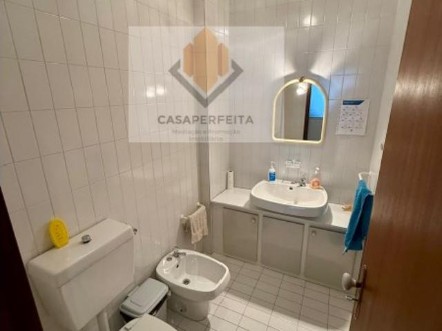 Escritório alugar em Vilar do Paraíso, Vila Nova De Gaia