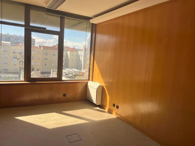 Escritório alugar em Avenidas Novas, Lisboa