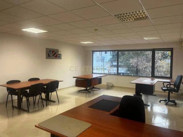 Escritório venda em Albufeira e Olhos de Água, Albufeira