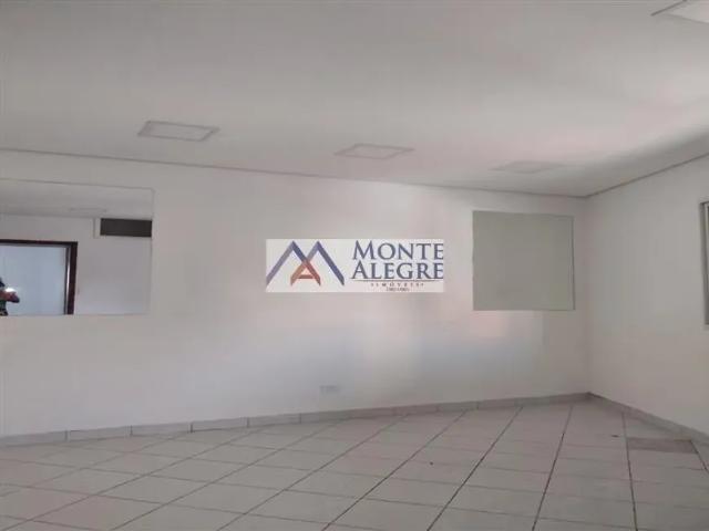 Ponto Comercial aluguel em Região Imediata de São Paulo, Região Metropolitana de São Paulo