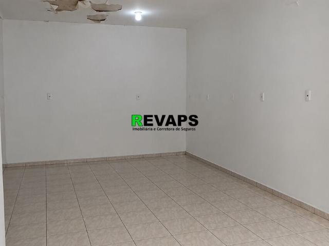 Ponto Comercial aluguel em Região Imediata de São Paulo, Região Metropolitana de São Paulo
