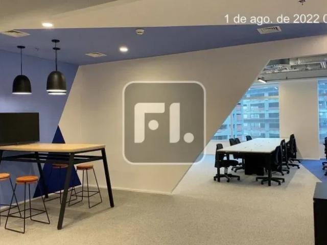 Ponto Comercial aluguel em Região Imediata de São Paulo, Região Metropolitana de São Paulo