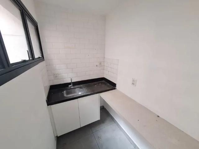 Ponto Comercial aluguel em Região Imediata de São Paulo, Região Metropolitana de São Paulo