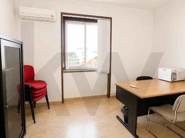 Escritório alugar em Lisboa