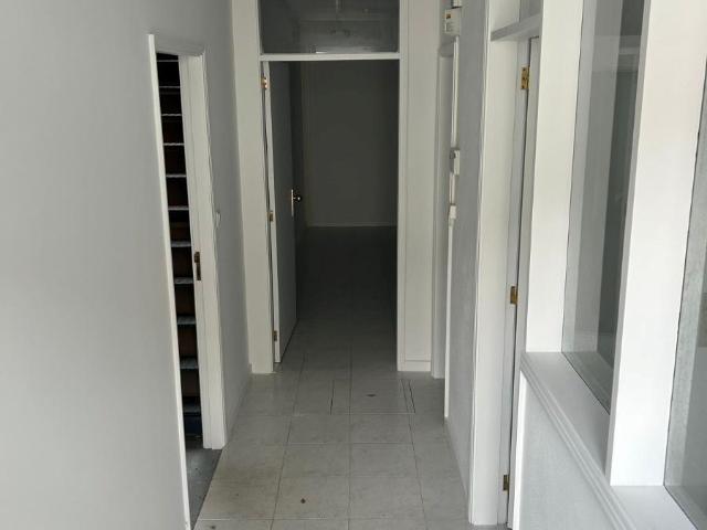 Escritório alugar em Maia, Gueifães