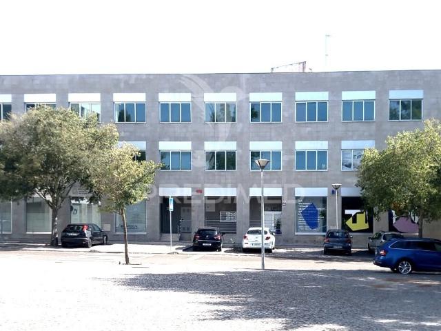 Escritório alugar em Abrantes, Santarém