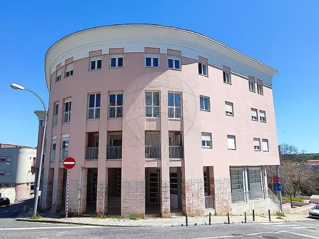 Escritório alugar em Núcleo Urbano Histórico de Algés, Oeiras