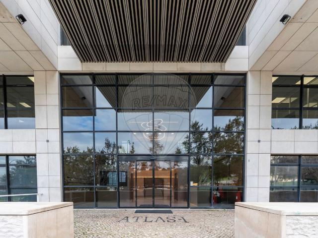 Escritório alugar em Oeiras, Lisboa
