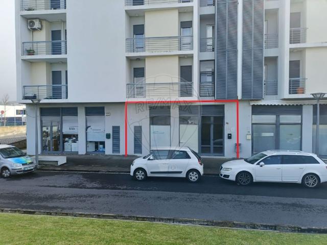 Escritório alugar em Ilha De São Miguel
