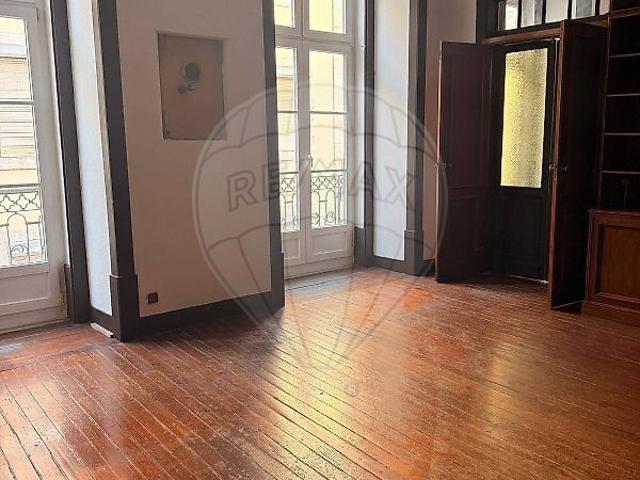 Escritório alugar em Madalena, Lisboa