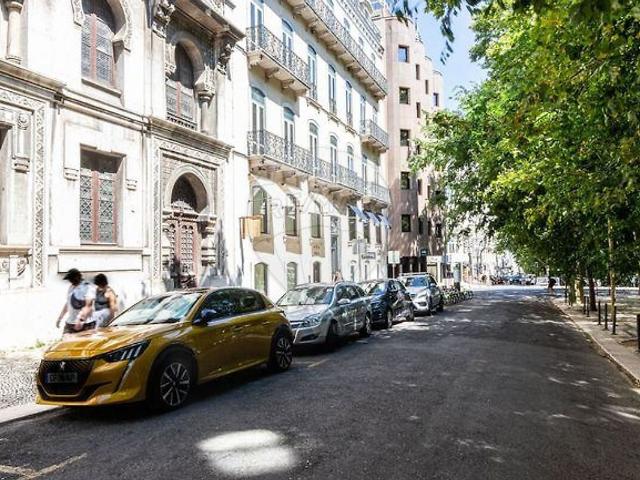 Escritório alugar em Coração de Jesus, Lisboa