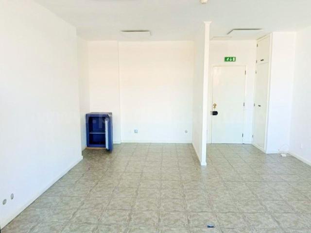 Escritório alugar em Porto, Lordelo Do Ouro