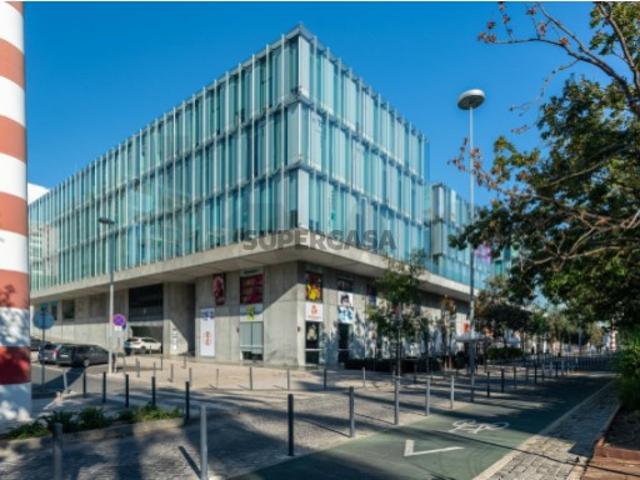 Escritório venda em Parque das Nações, Lisboa