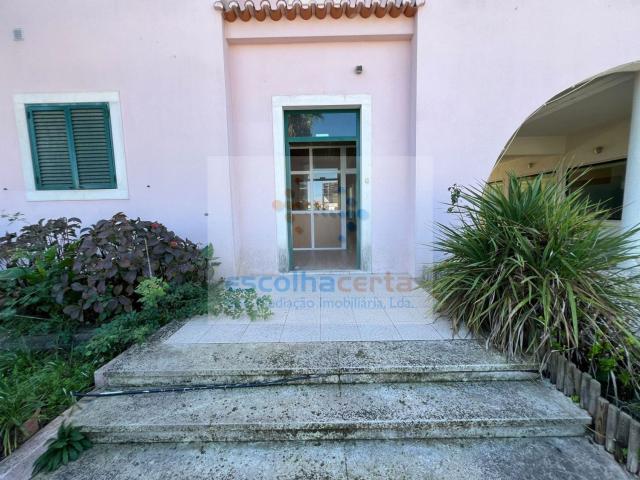 Escritório alugar em Vila Amélia, Palmela