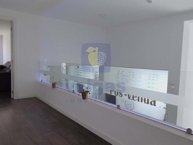 Escritório alugar em Santiago Dos Velhos, Lisboa