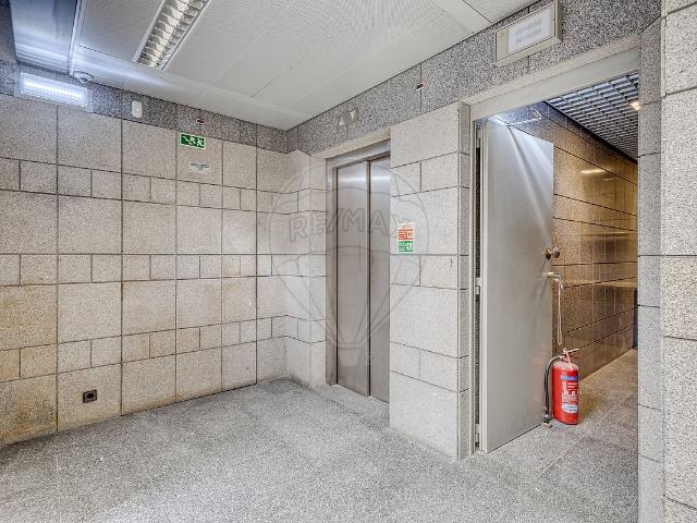 Escritório alugar em Porto, Aldoar