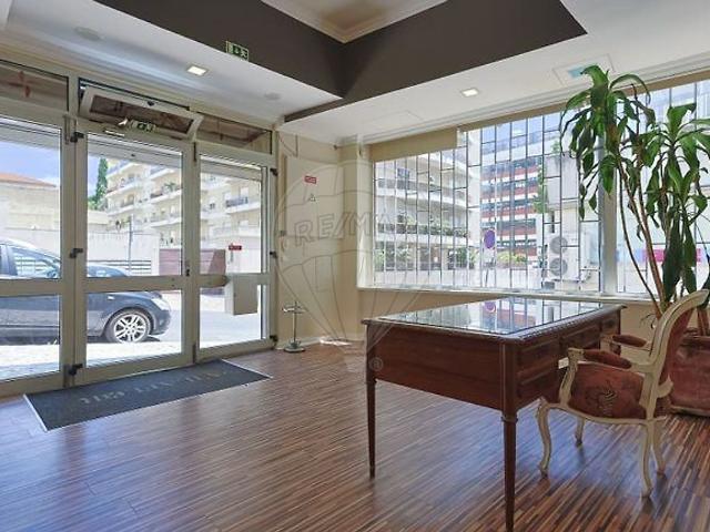 Escritório venda em São Domingos de Benfica, Lisboa