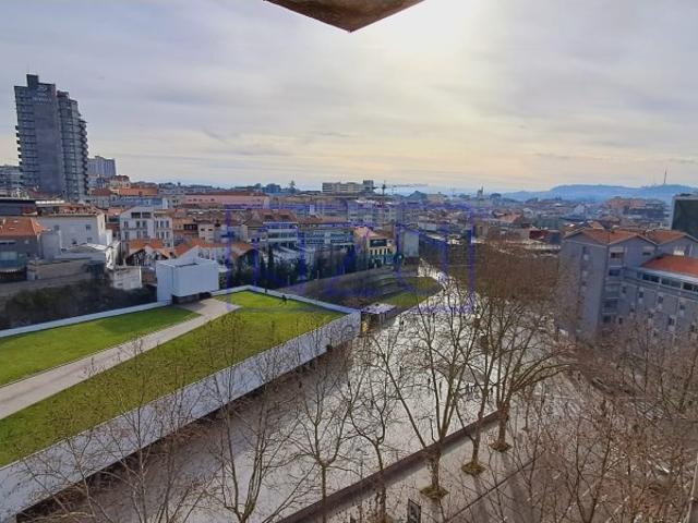 Escritório venda em Porto, Cedofeita