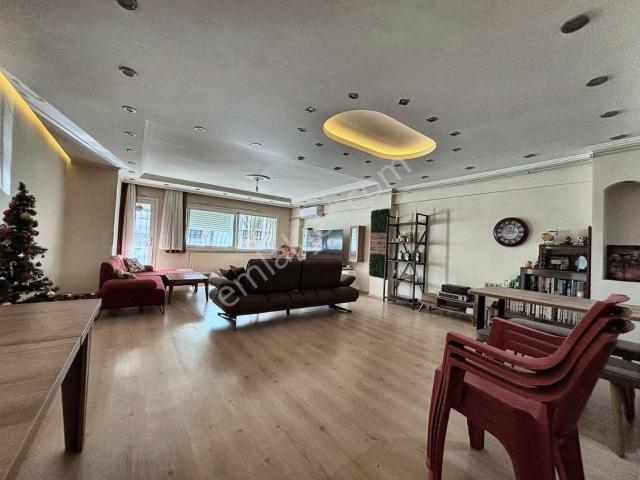 Esenyalı Mahallesi, Karabağlar içerisinde kiralık mülk