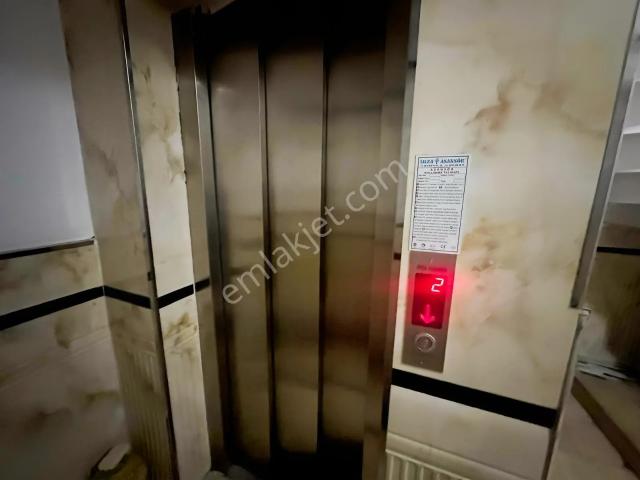 Karabayır, Esenler içerisinde kiralık mülk