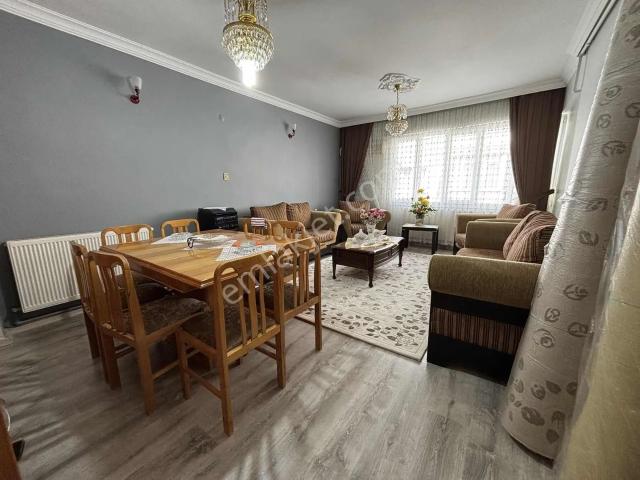 Karabağlar, İzmir içerisinde satılık mülk